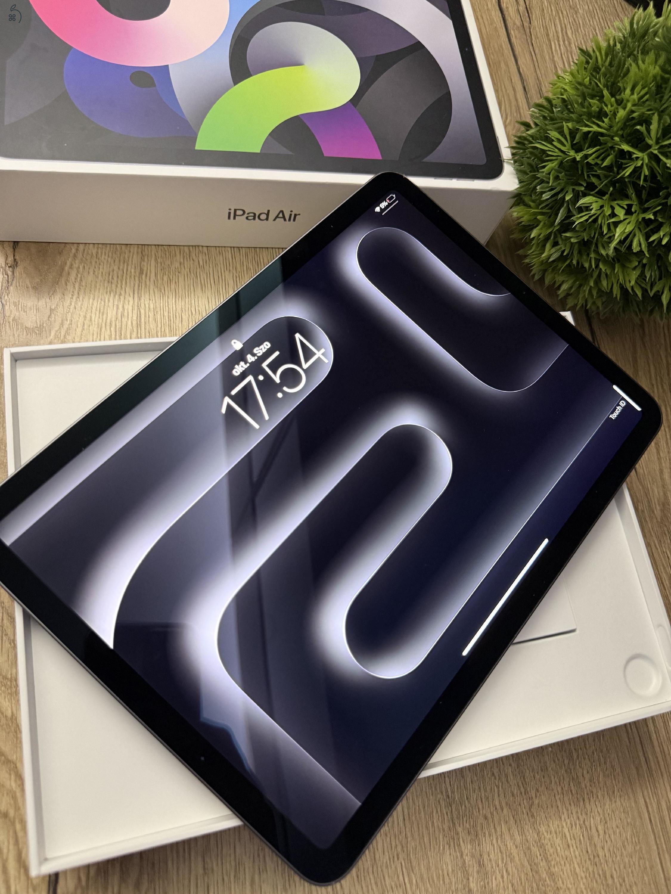 Eladó IPad Air 4 generáció 64gb