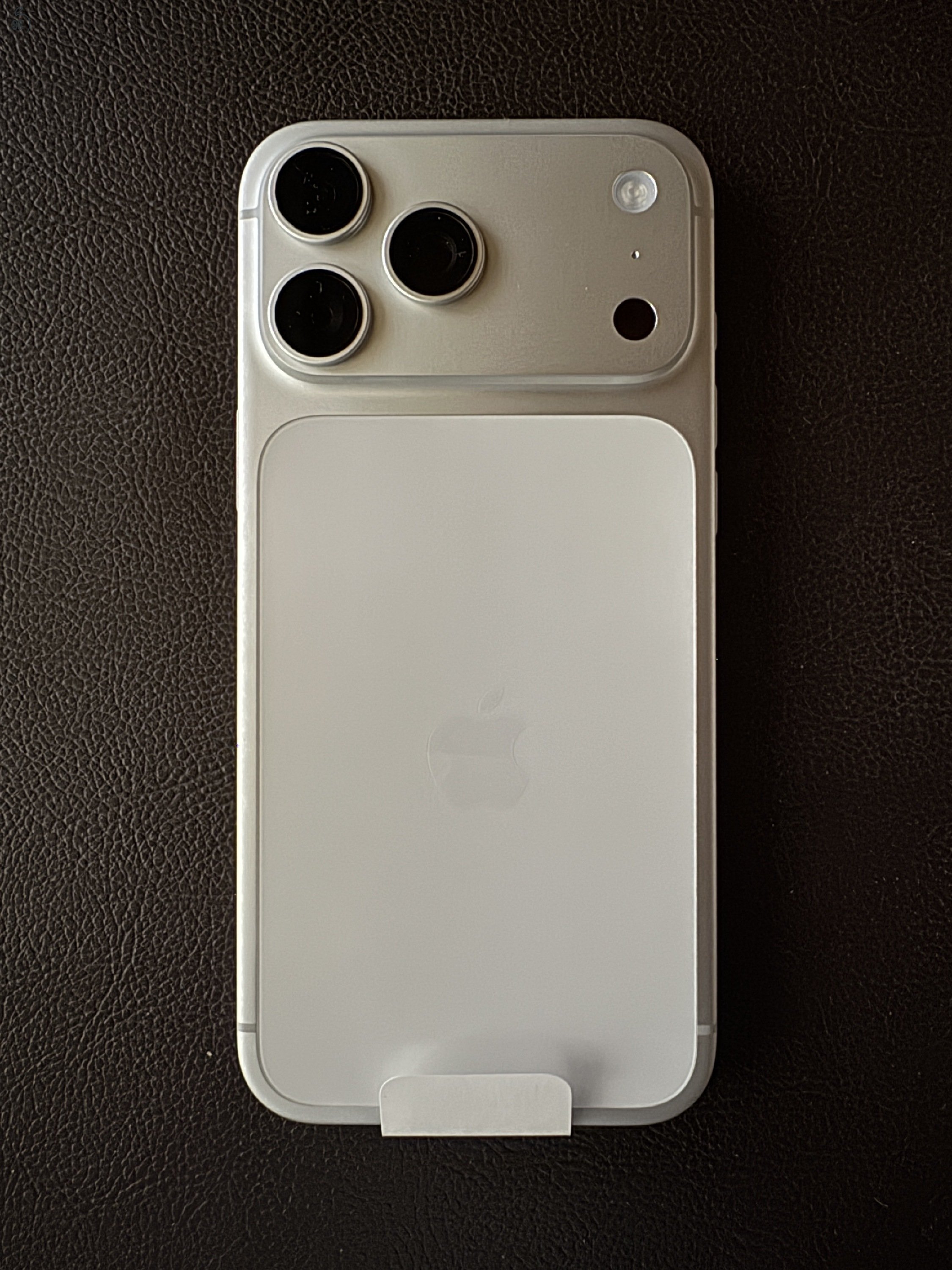 iPhone 17 Pro Max 512GB extrákkal eladó