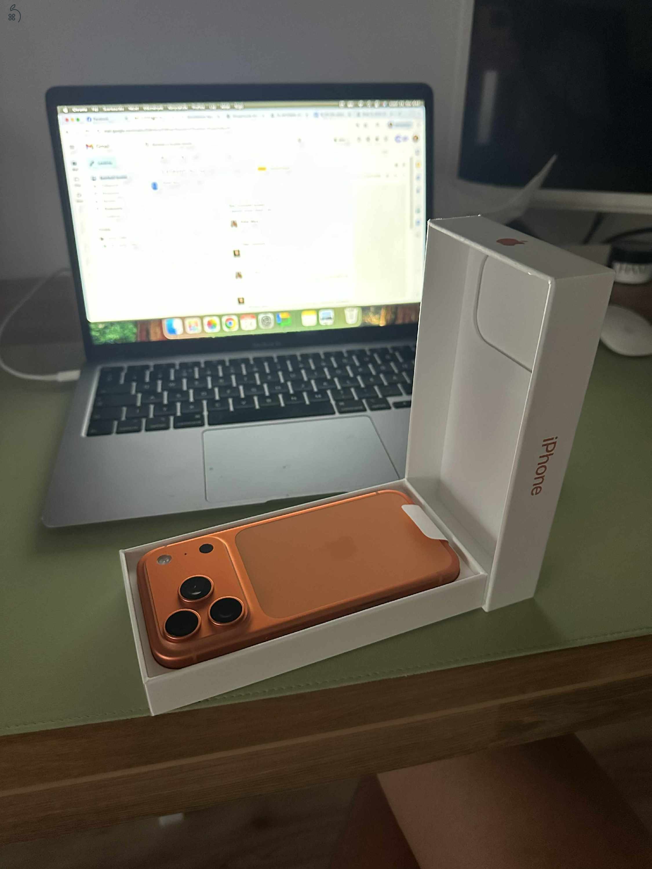 iPhone 17 Pro - 256 gb / Cosmic Orange szín  - Apple garanciás 