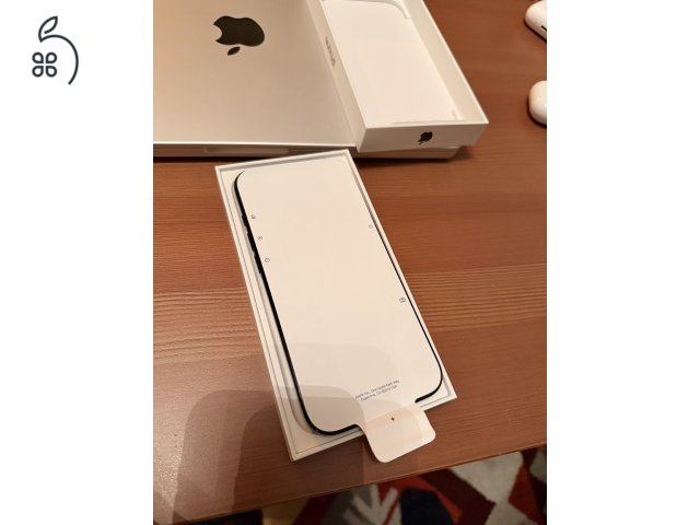 Apple iPhone Air, 256GB, fekete szín