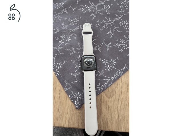 Apple Watch 8 Cellular 41 mm Rozsdamentes acél