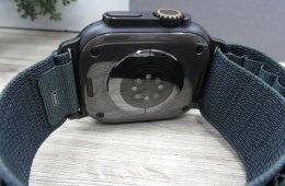 Apple Watch Ultra 2 – 49 mm – Titán ház, szafír üveg, 36 órás üzemidő – Használt, szép állapot – 100% akku – Apple garancia 2025. 10. 29-ig
