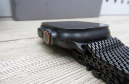 Apple Watch Ultra 2 – 49 mm – Titánium + szafír, 3000 nites kijelző – Használt, szép – 100% akku – Garancia 2025. 11. 21-ig