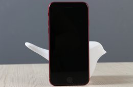 Apple iPhone SE 2020 64GB piros C+ US-7142
