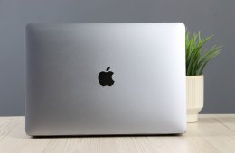 Apple Macbook Air 13