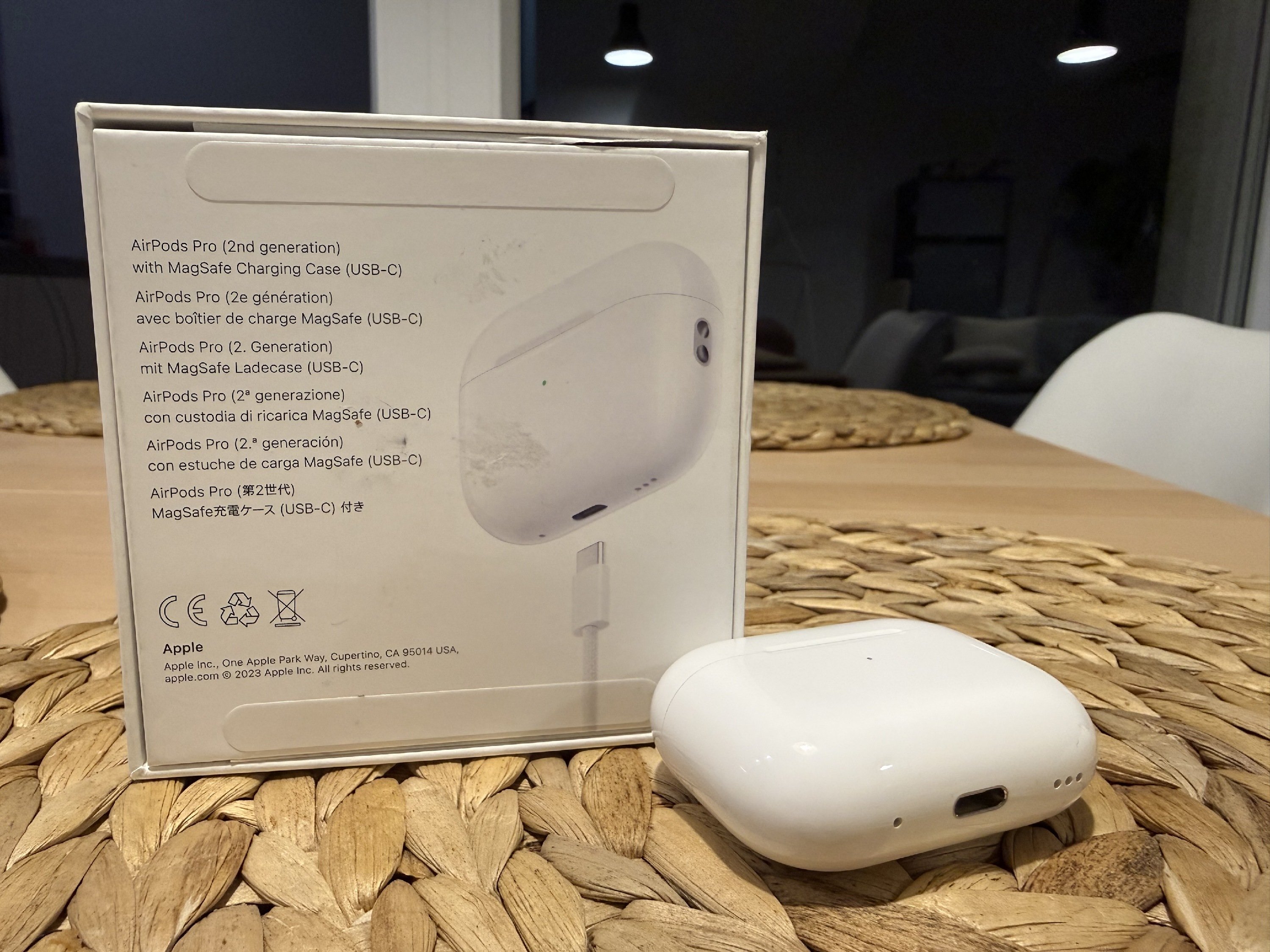 Apple AirPods Pro 2 MagSafe Charging Case (USB-C)
