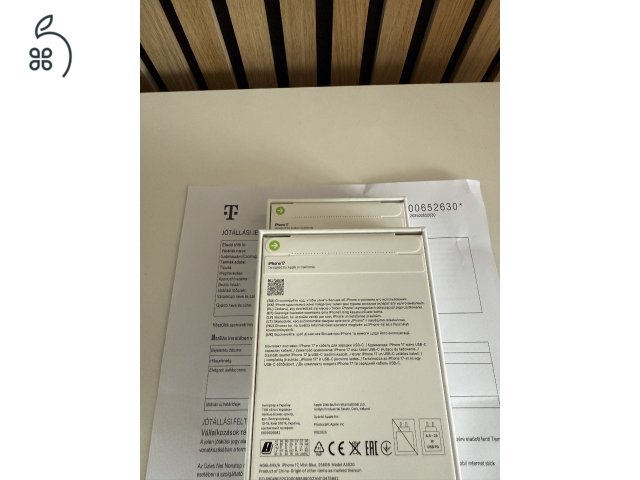 ÚJ iPhone 17 256 Gb zsályazöld, párakék