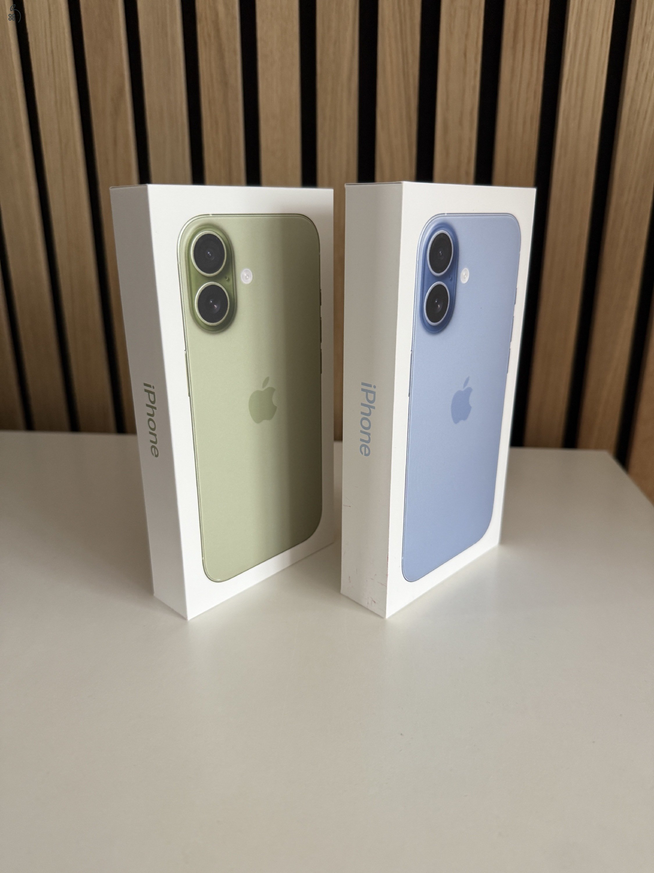 ÚJ iPhone 17 256 Gb zsályazöld, párakék