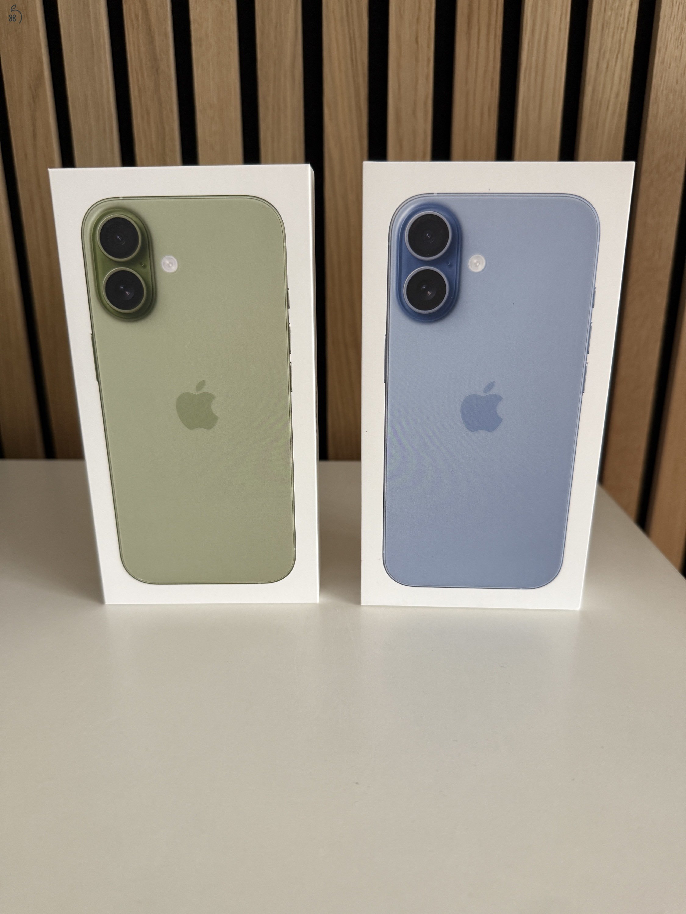 ÚJ iPhone 17 256 Gb zsályazöld, párakék