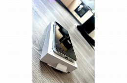 Iphone 16 pro max Karcmentes, apple Gari, 100% Akku