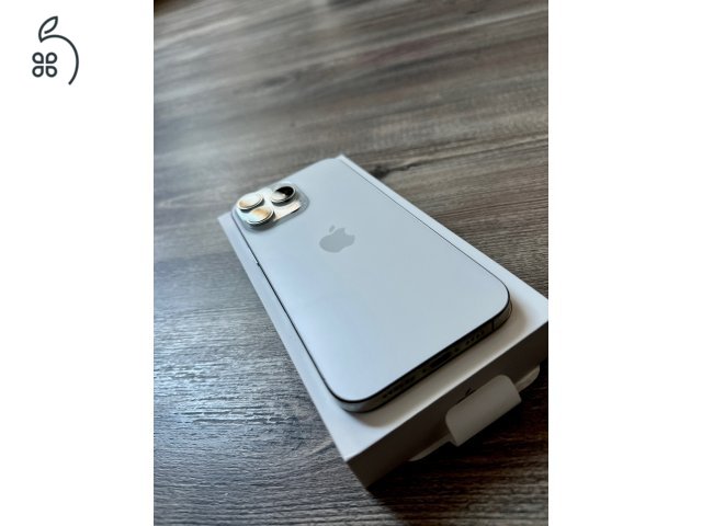 Iphone 16 pro max Karcmentes, apple Gari, 100% Akku