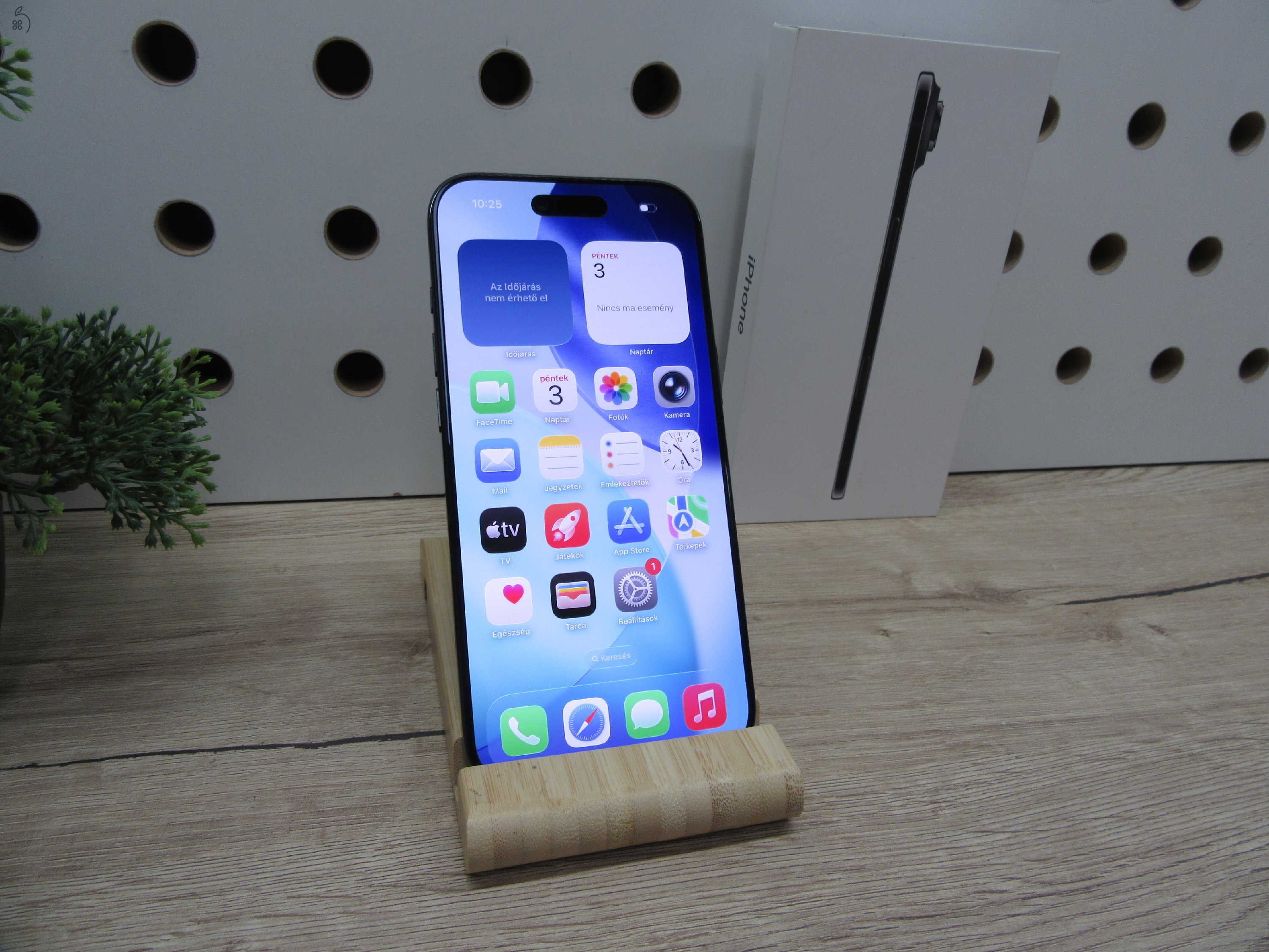 Apple iPhone Air – Space Black – Pehelykönnyű elegancia, nagy tárhely – 256 GB – Használt, újszerű – 100% akku (6 ciklus) – Garancia 2026. 09. 25-ig