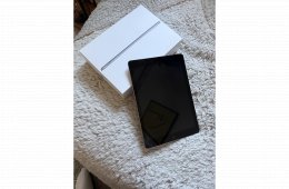 iPad 6th Gen (2018) 32gb, Wi-Fi, MR7F2HC/A