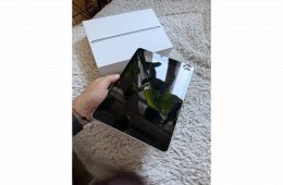 iPad 6th Gen (2018) 32gb, Wi-Fi, MR7F2HC/A
