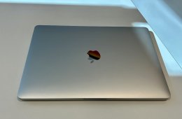 Karcmentes MacBook Pro 13 2016 Silver 256Gb