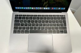Szép! MacBook Air 256Gb Space Grey 2018