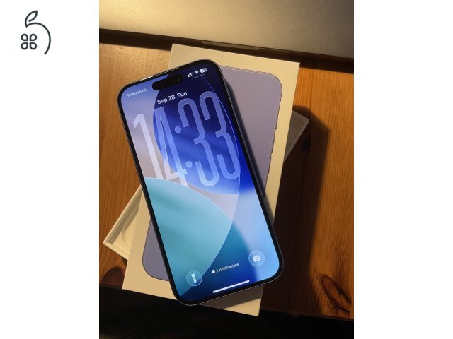 iPhone 16 256GB Ultramarin - újszerű állapot, garanciával 2025 decemberig