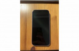 iPhone 16 256GB Ultramarin - újszerű állapot, garanciával 2025 decemberig