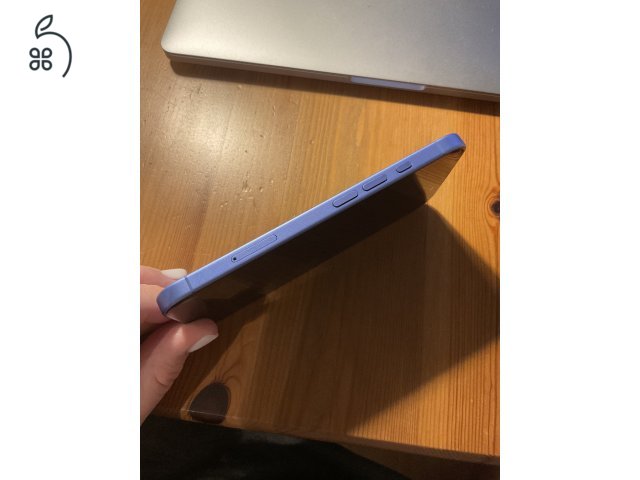 iPhone 16 256GB Ultramarin - újszerű állapot, garanciával 2025 decemberig