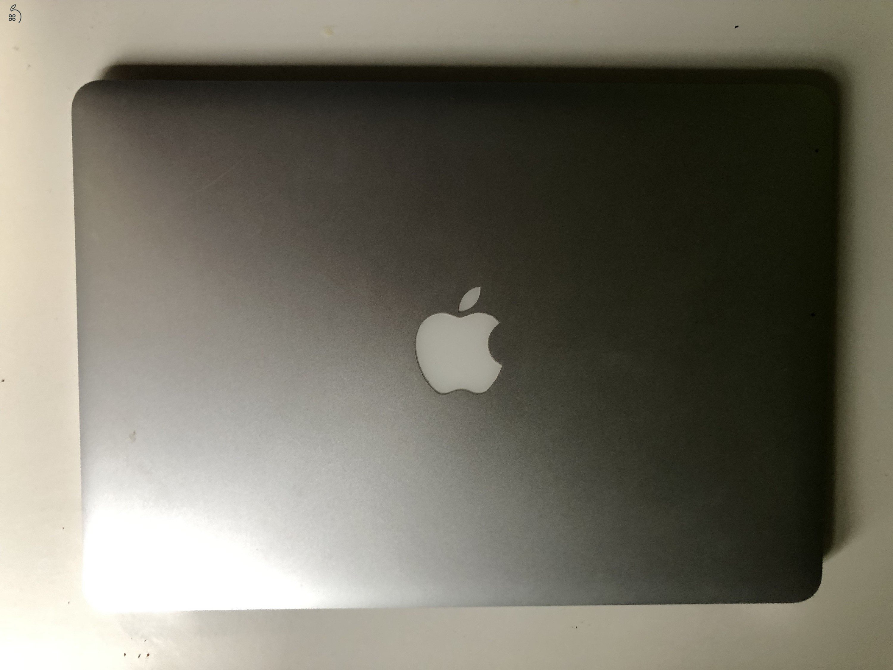 Lockkolt Macbook Alkatrésznek eladó