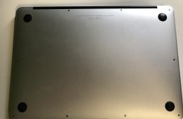 Lockkolt Macbook Alkatrésznek eladó