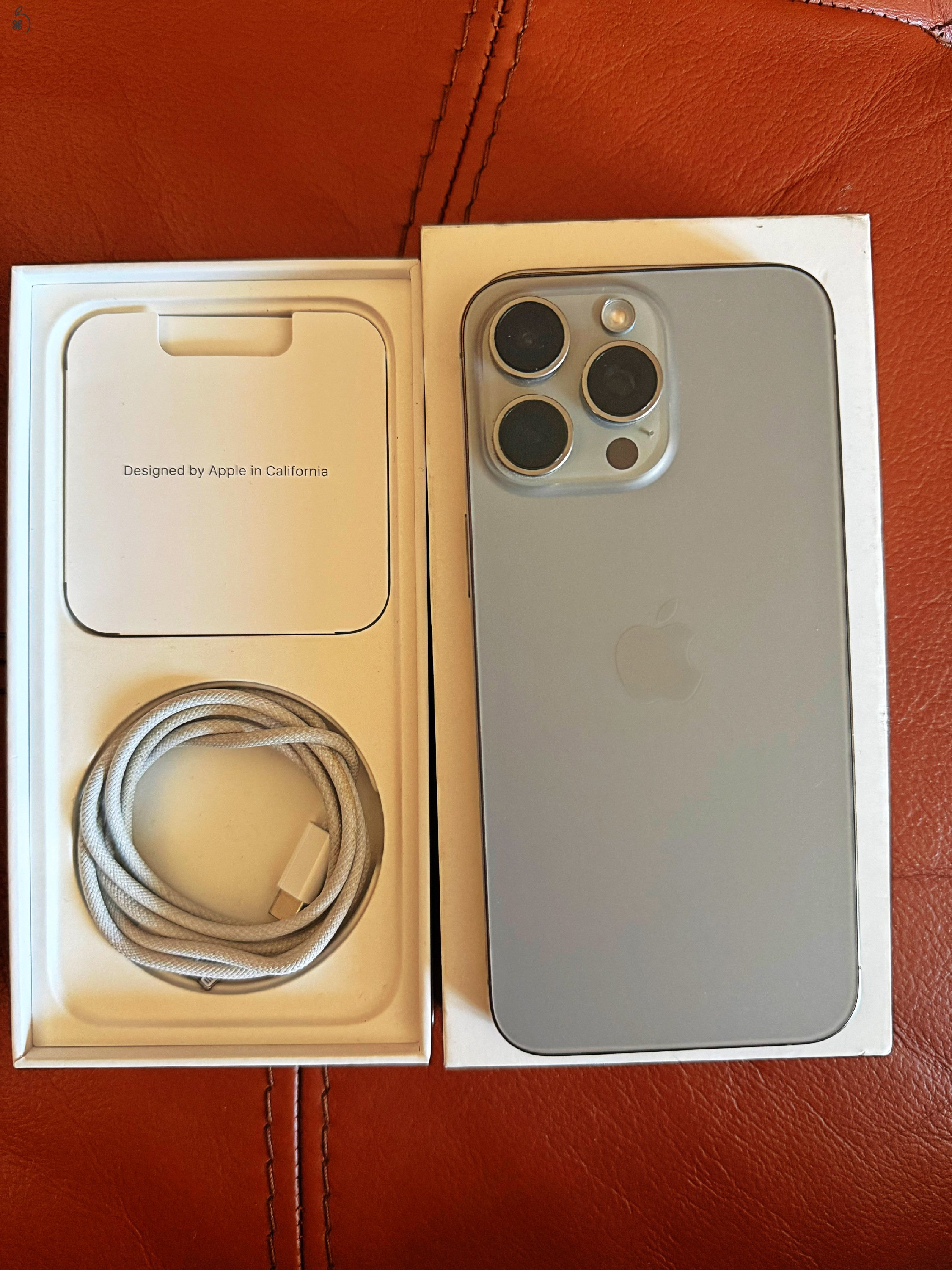 ELADÓ IPHONE 15 PRO MAX 256GB 1 ÉV GYÁRI GARANCIÁVAL! HIBÁTLAN, KACRMENTES ÁLLAPOTBAN