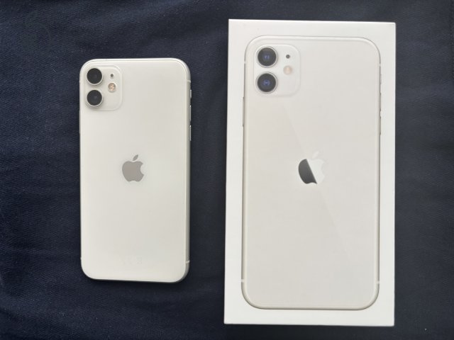 iPhone 11 fehér 128 GB kártyafüggetlen