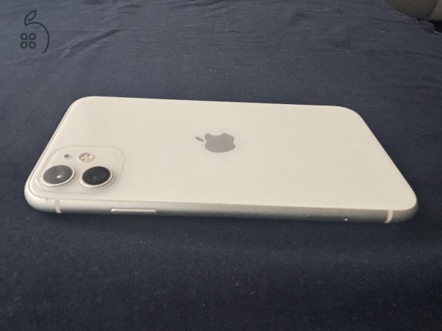 iPhone 11 fehér 128 GB kártyafüggetlen