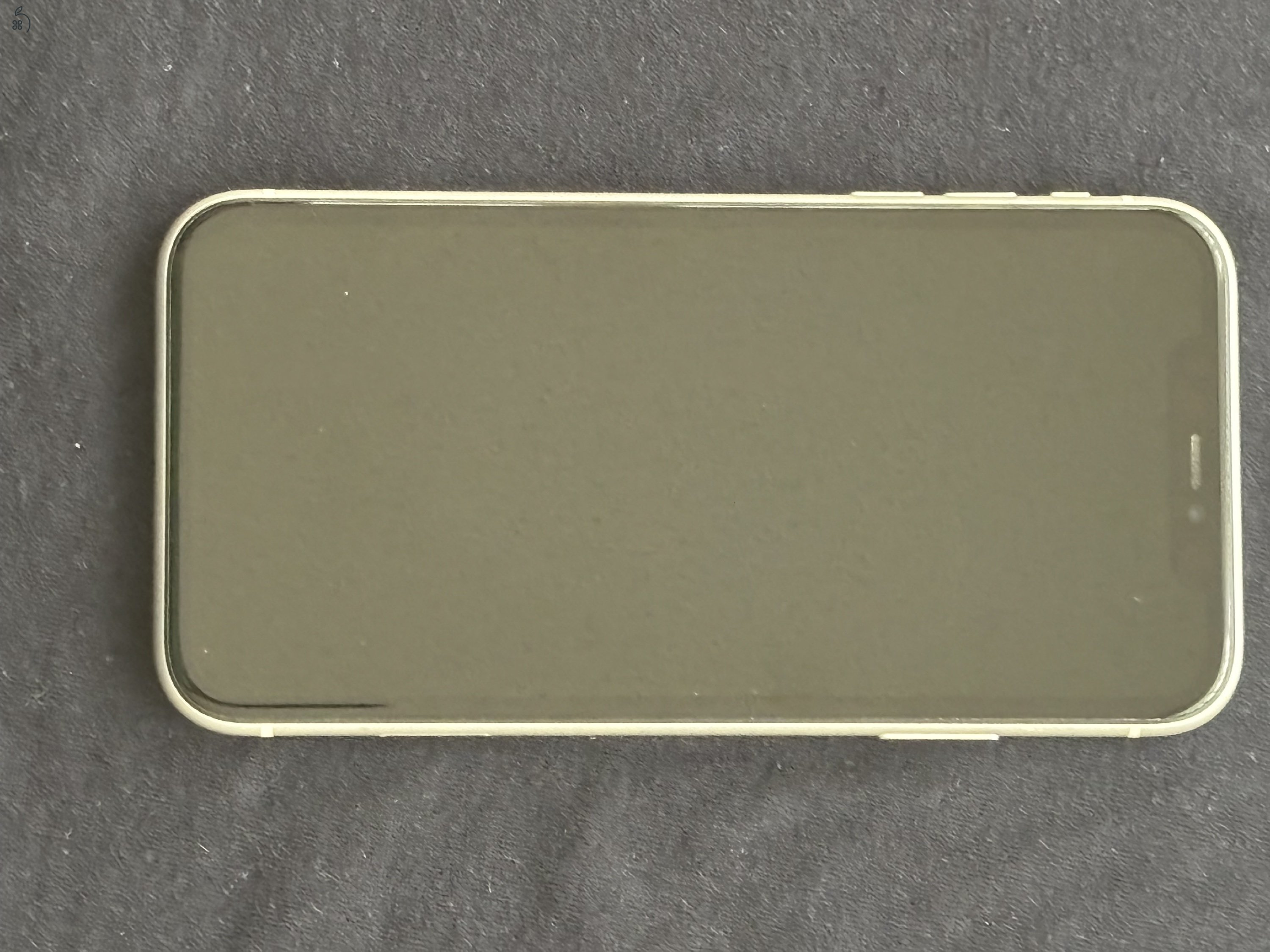 iPhone 11 fehér 128 GB kártyafüggetlen