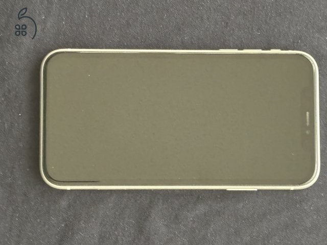iPhone 11 fehér 128 GB kártyafüggetlen