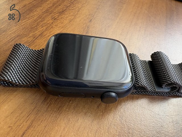 Apple Watch Series 9 - milánói/milanese szíjjal