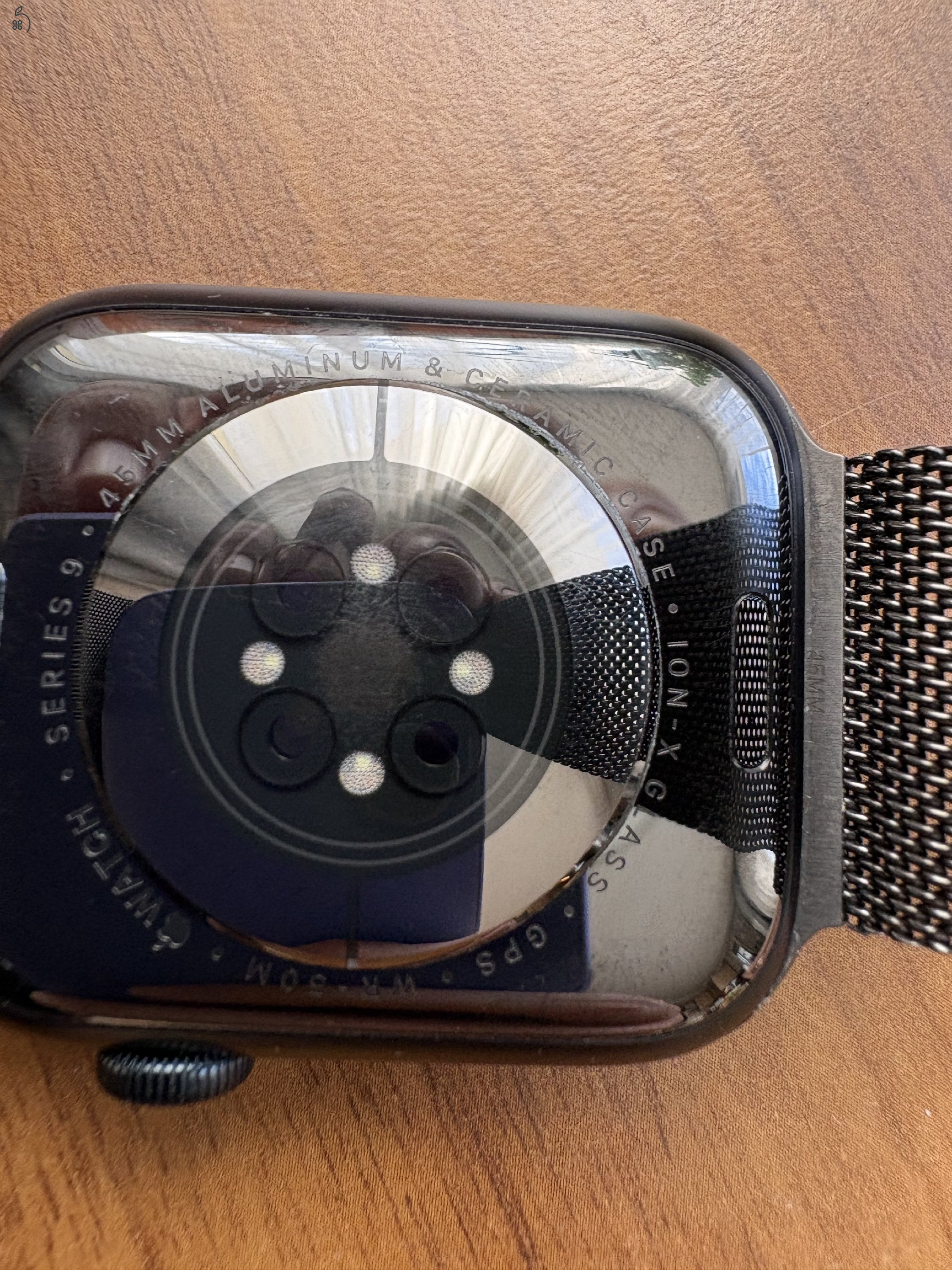 Apple Watch Series 9 - milánói/milanese szíjjal