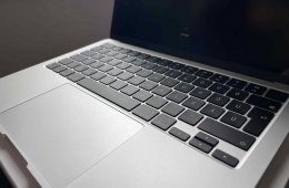 MacBook Air 13