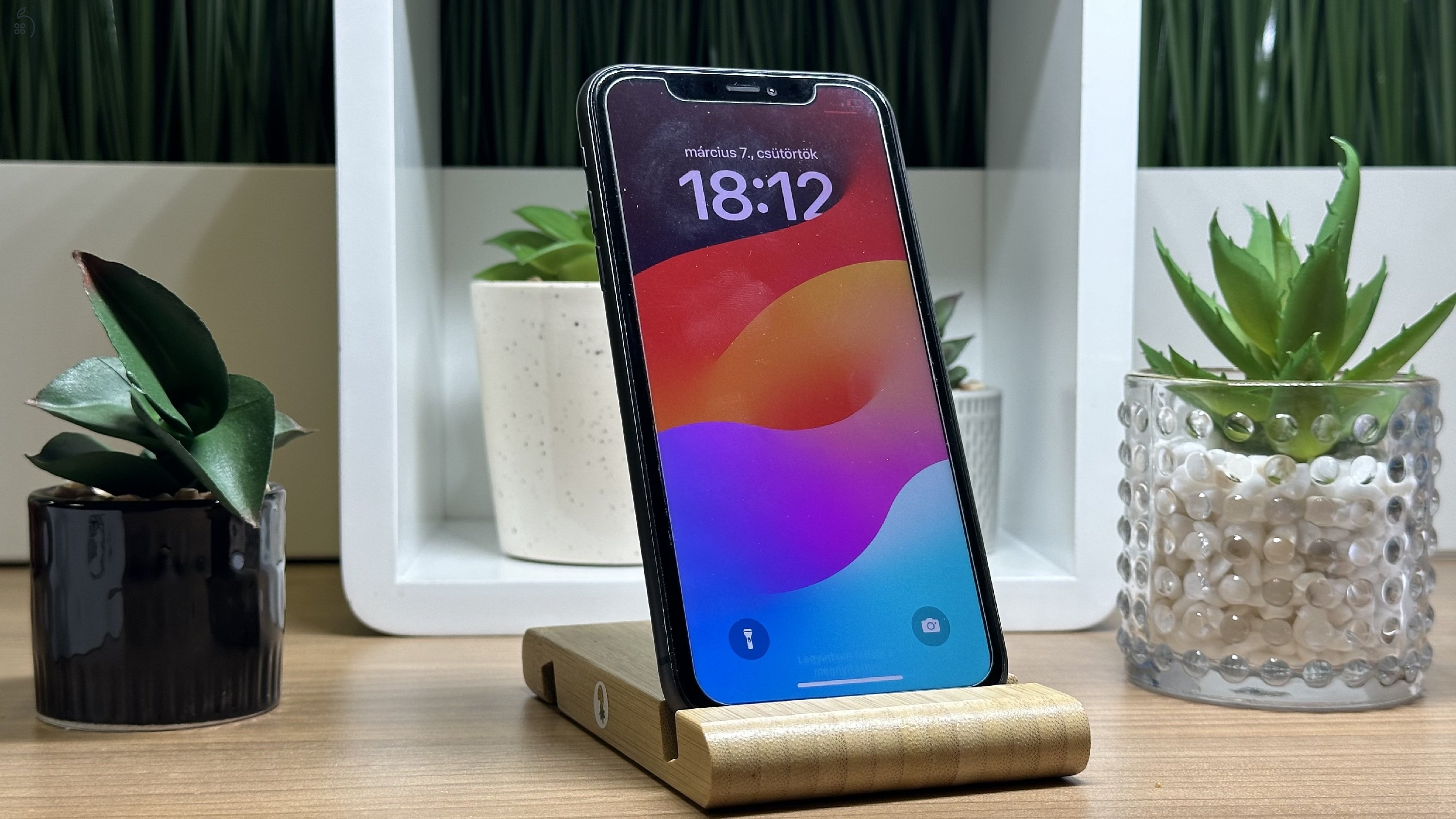 iPhone 11 128GB Fekete, Független - 1 Év Garancia, Számla