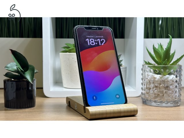 iPhone 11 128GB Fekete, Független - 1 Év Garancia, Számla