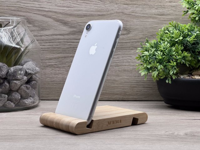 iPhone XR White 64GB 2 ÉV Garanciával Számlával 100% Akksi
