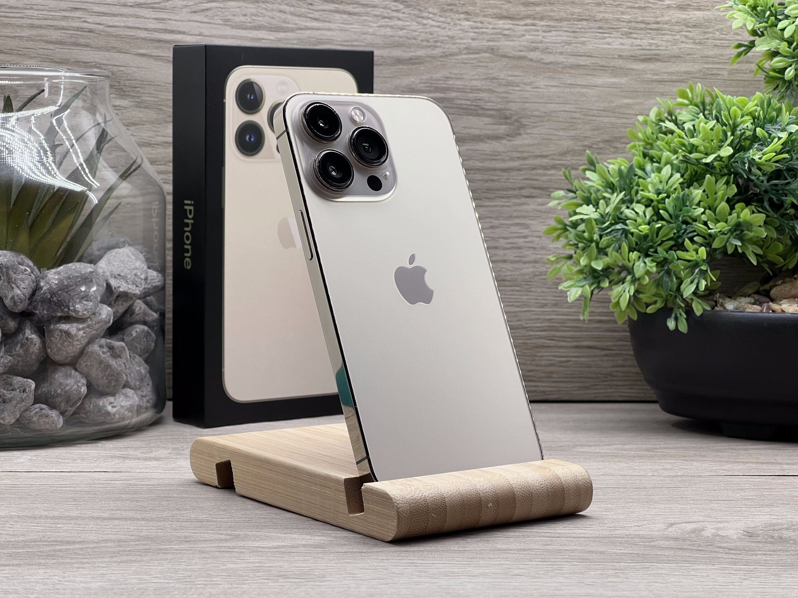 Hibátlan iPhone 13 Pro Gold 128GB 2 ÉV Garanciával Számlával 100% Akksi