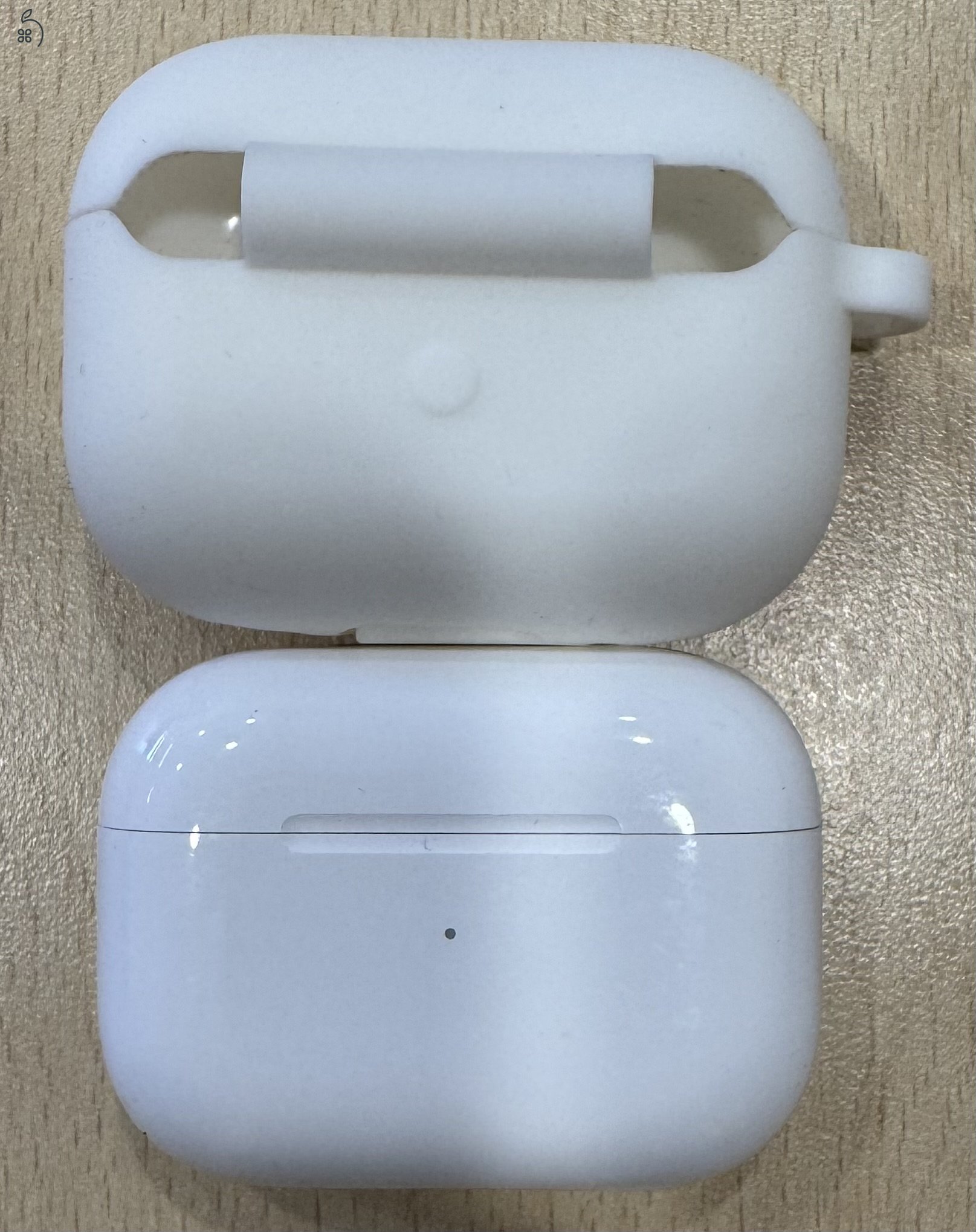 Apple Airpods Pro 2 (USB-C) GARANCIÁLIS