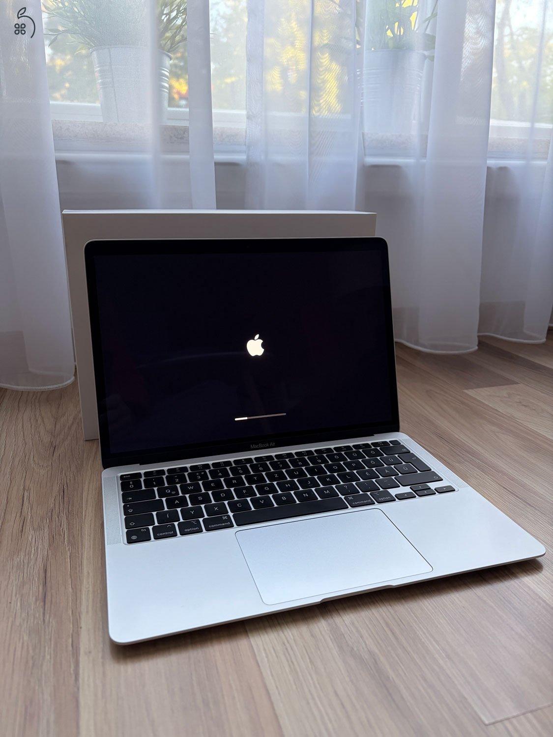 Apple Macbook Air M1 (2021) karc és hibamentes laptop