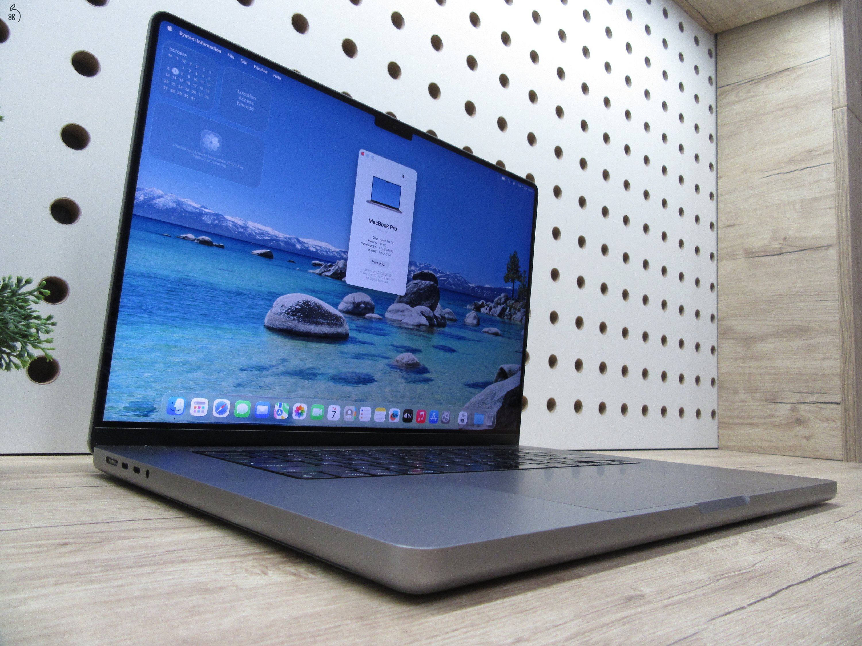 Apple MacBook Pro 16 (2021, M1 Pro) – Liquid Retina XDR, ProMotion 120 Hz, 32 GB RAM – 512 GB SSD – Használt, karcmentes (USA bill.) – 84% akku (208 ciklus) – 3 hónap garancia