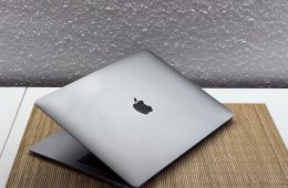 Hibátlan MacBook Air i5 2019 13”128GB 8GB2 ÉV Garanciával Számlával