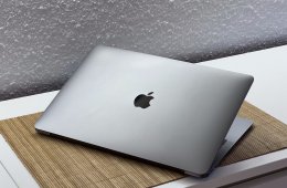 Hibátlan MacBook Air i5 2019 13”128GB 8GB2 ÉV Garanciával Számlával