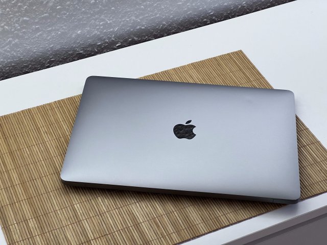 Hibátlan MacBook Air M1 2020 13”256GB 8GB 2 ÉV Garanciával Számlával