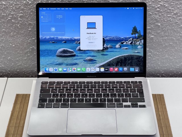 Hibátlan MacBook Air M1 2020 13”256GB 16GB  2 ÉV Garanciával Számlával