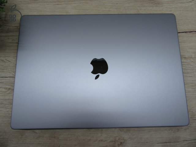 Apple MacBook Pro 16 (2021, M1 Pro) – Liquid Retina XDR, ProMotion 120 Hz – 32 GB RAM / 512 GB SSD – Használt, karcmentes (USA bill.) – 86% akku (209 ciklus) – 3 hónap garancia
