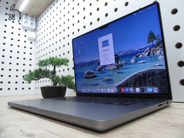 Apple MacBook Pro 16 (2021, M1 Max) – Liquid Retina XDR, 120 Hz ProMotion, 32-magos GPU – 32 GB / 500 GB – Használt, karcmentes – 43 ciklus – 3 hónap garancia - USA bill