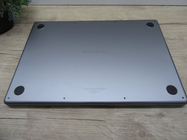 Apple MacBook Pro 16 (2021, M1 Max) – Liquid Retina XDR, 120 Hz ProMotion, 32-magos GPU – 32 GB / 500 GB – Használt, karcmentes – 43 ciklus – 3 hónap garancia - USA bill
