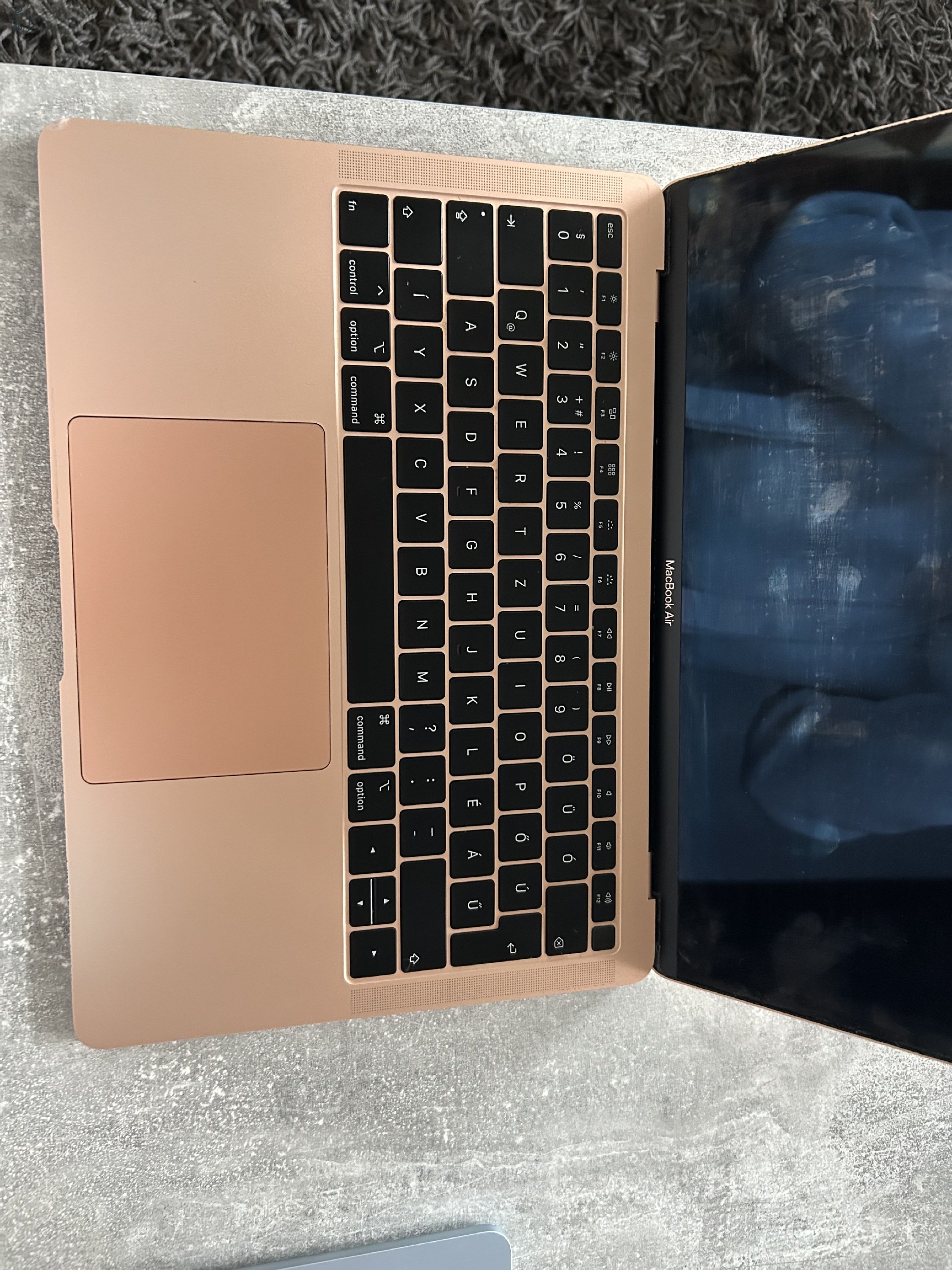 MacBook Air (Retina, 13 hüvelykes, 2019)