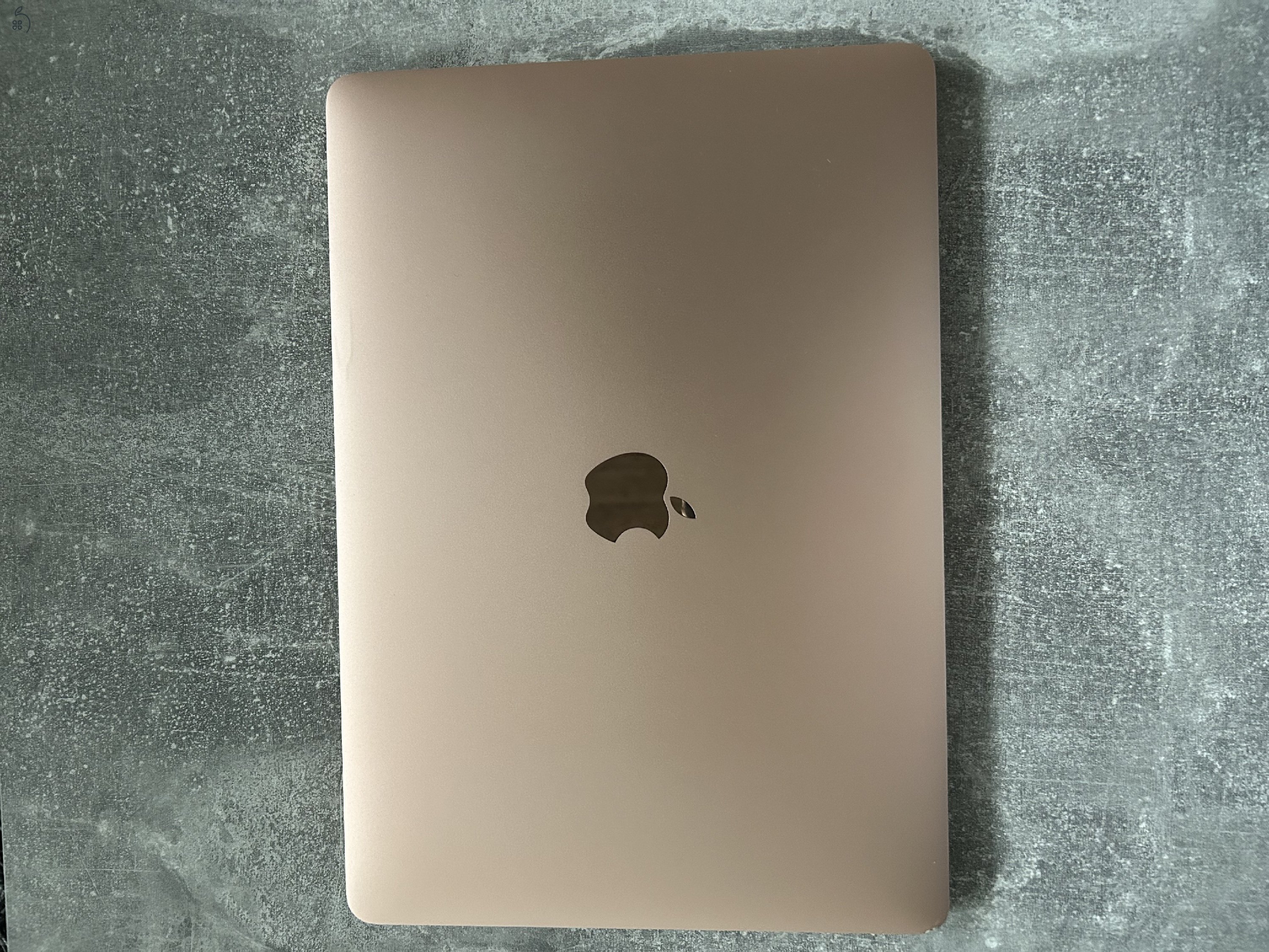 MacBook Air (Retina, 13 hüvelykes, 2019)