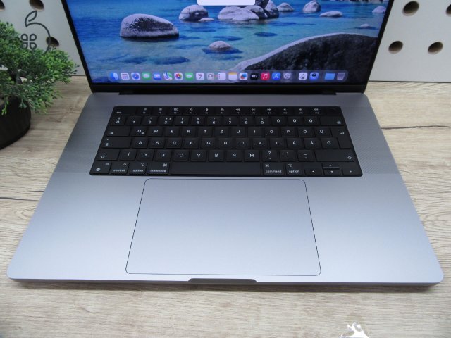 Apple MacBook Pro 16 (2021, M1 Pro) – Liquid Retina XDR, ProMotion 120 Hz – 32 GB RAM / 512 GB SSD – Használt, szép állapot – 86% akku (463 ciklus) – 3 hónap garancia